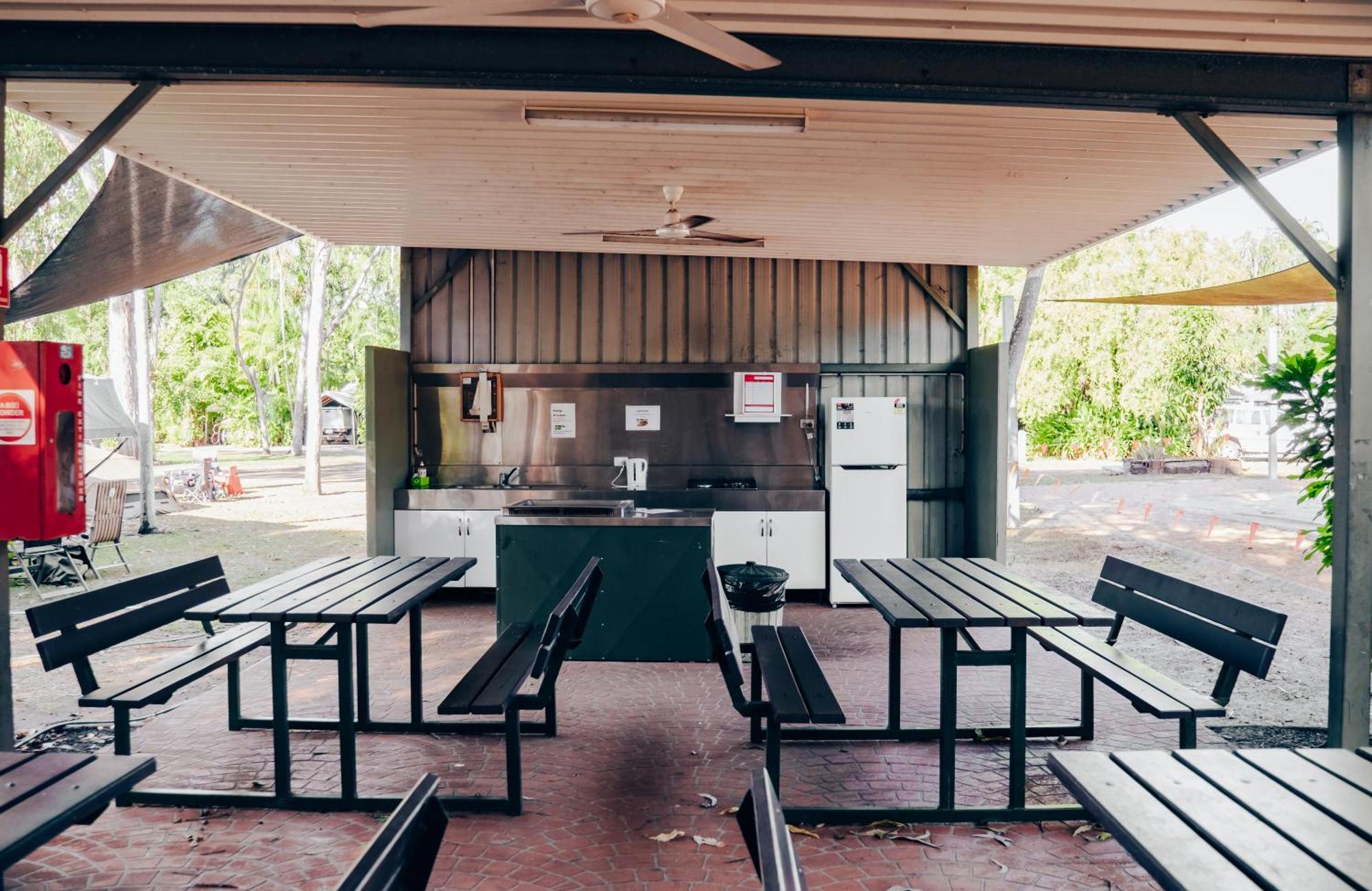 Big4 Howard Springs Holiday Park Darwin Esterno foto